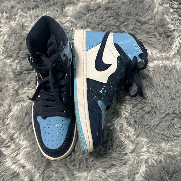 AUTHENTIC UNC JORDAN 1 HIGHS - Picture 7 of 10